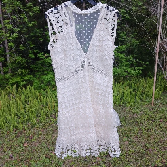 Romeo & Juliet Couture | Dresses | Nwt Couture Romeo And Juliet Crochet  Lace Dress Ivory Cream Large | Poshmark